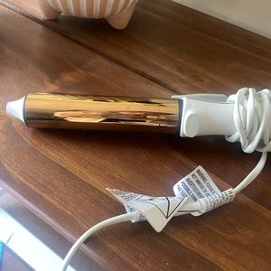 Kristin Ess 1 1/4 inch curling iron